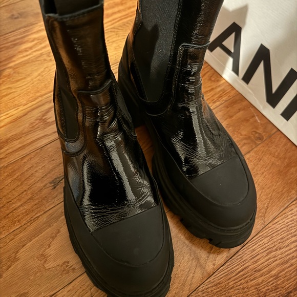 GANNI Chelsea boots - Picture 2 of 4